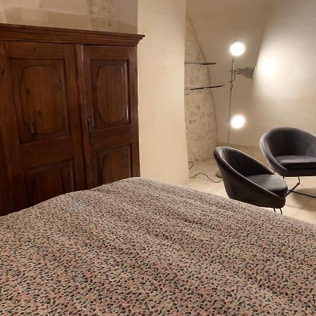 Gite De La Tour Des Abbes Fontvieille Ngoại thất bức ảnh